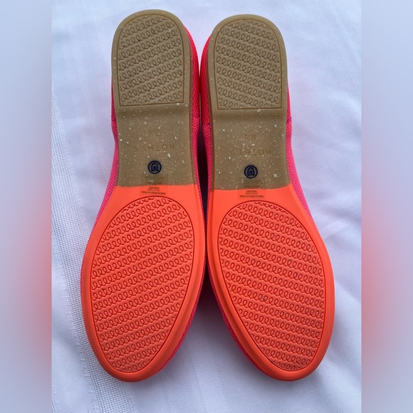 ❌ SOLD ❌ 🏖️ Rothy's Tropical Pink Flats 
Size 8.5 BNIB - Picture 3 of 5